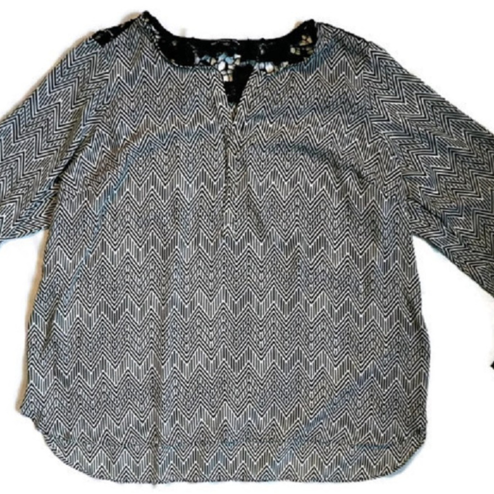Zac & Rachel Black & White Top. NWT. 3X